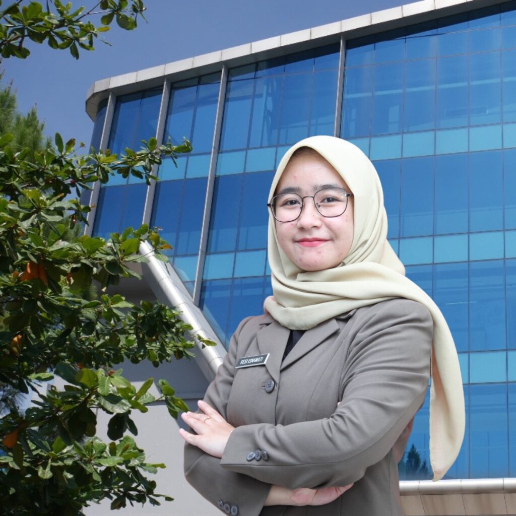 Resi Isnawati, S.S.I